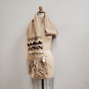 A&F Scarf
